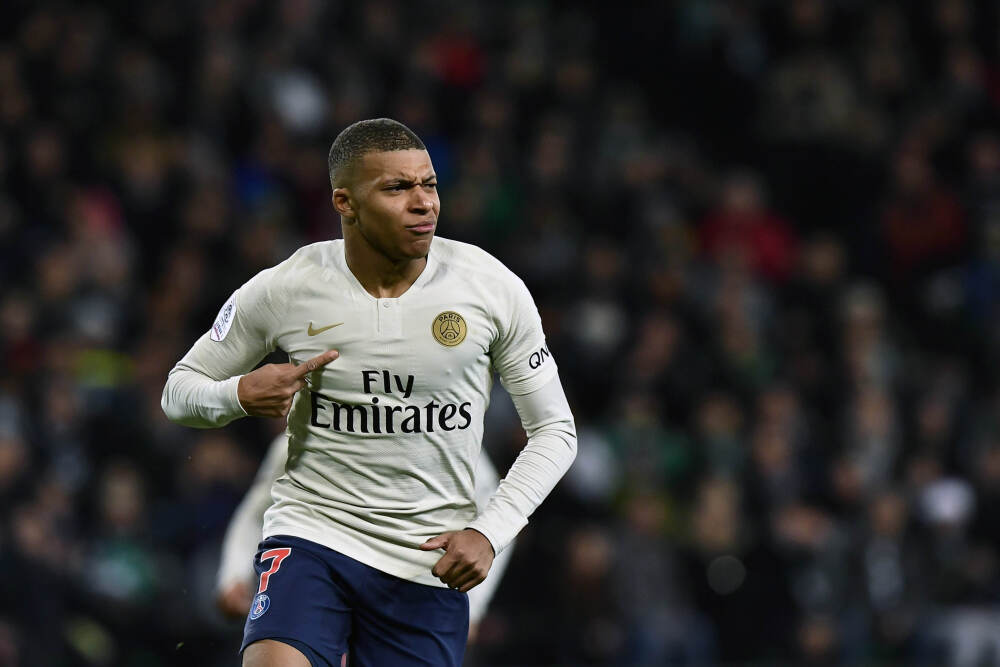 姆巴佩在法国单一球场打进124球，近60年第三多